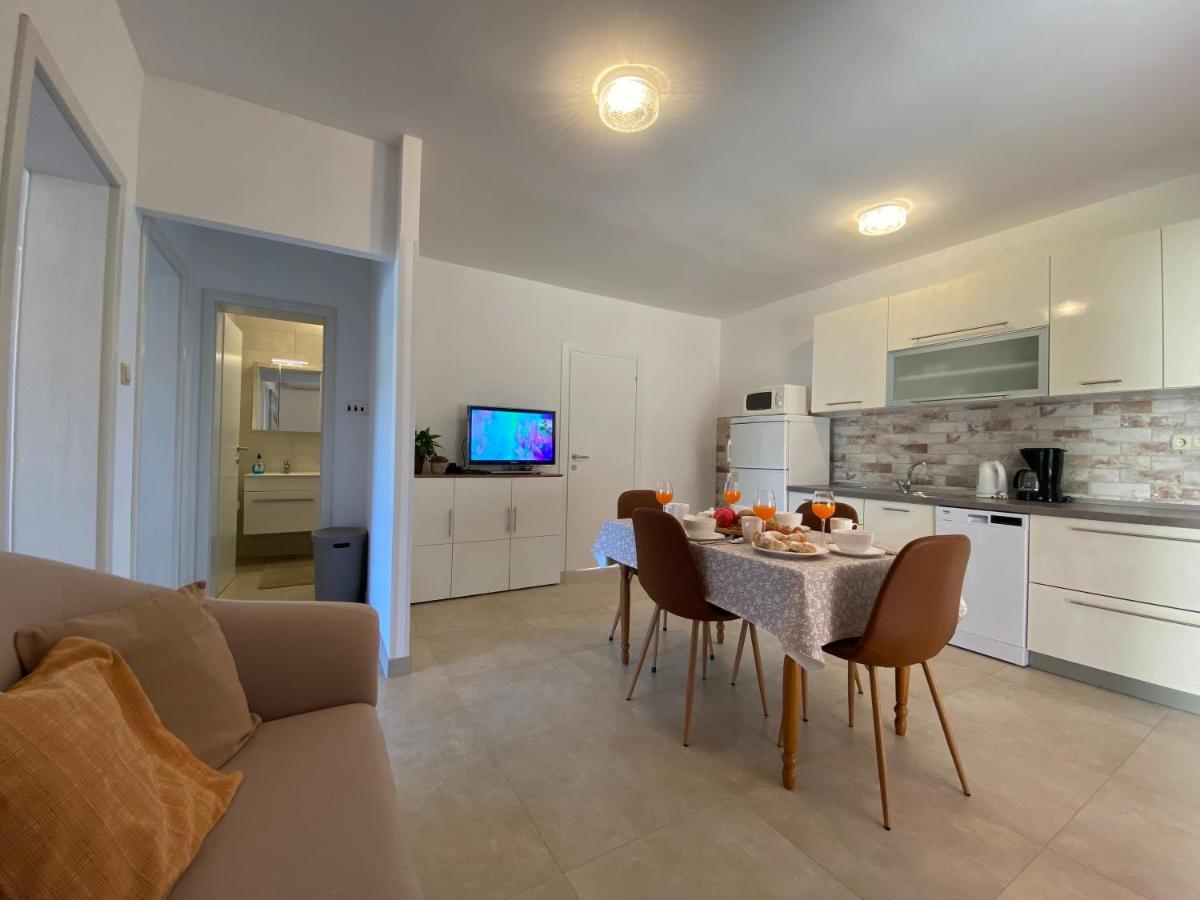 Apartments Poljak Супетарська Драґа Екстер'єр фото